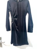 Ein leichtes Samt-Abendkleid, das Ihren Körper formt Nordrhein-Westfalen - Dorsten Vorschau