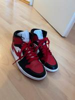 Jordan 1 mid rot 36,5 Köln - Nippes Vorschau