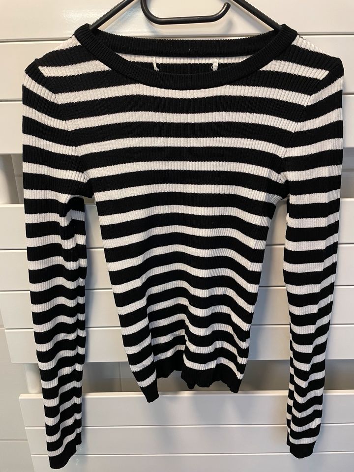 Only Strick Pullover Pulli Strickpullover Strickpulli in Duisburg