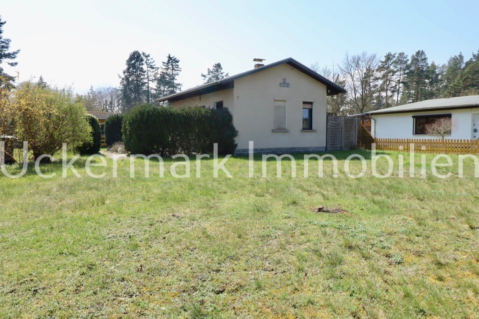 Ankommen, abschalten - und das Leben genießen! Bungalow in der Nähe des Lübbesees. in Templin