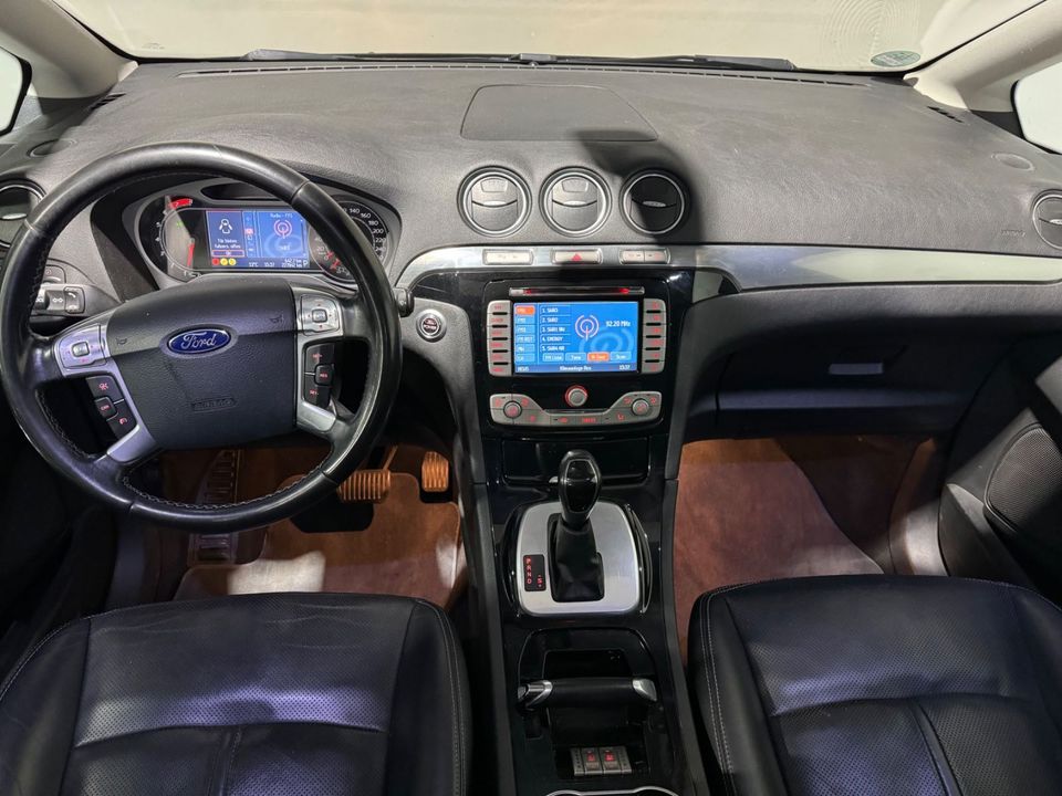 Ford S-Max Titanium*7 Sitzer*Panorama*Leder* in Hannover