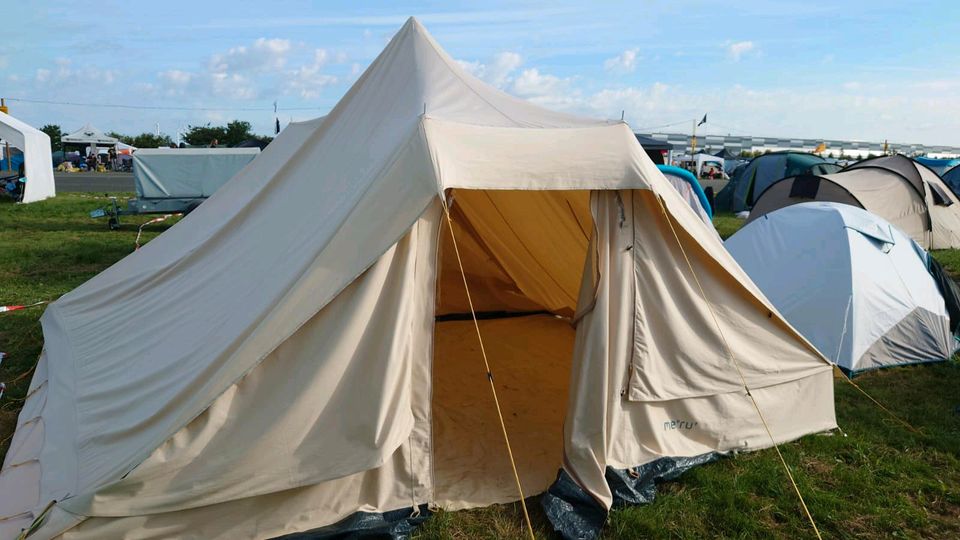 Großes Mittelalter Zelt mit stehhöhe in Aurich