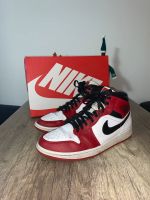 Nike Jordan 1 Mid Chicago White (weiß, rot, schwarz) Baden-Württemberg - Ettlingen Vorschau