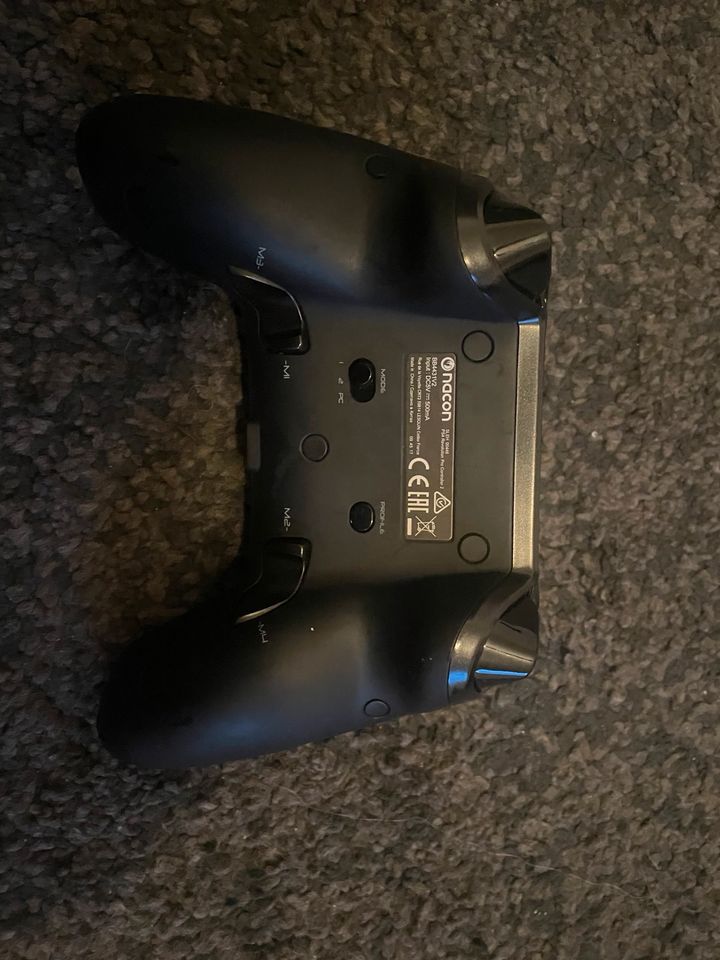 Playstation Nacon Controller in Wadern