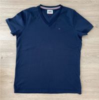 Tommy Hilfiger Jeans T-Shirt Gr. L blau Niedersachsen - Rastede Vorschau