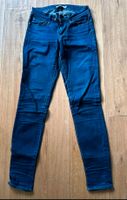 Original Levi's 711 Skinny Jeans dunkel blau Gr. 25 /32 Kreis Ostholstein - Stockelsdorf Vorschau