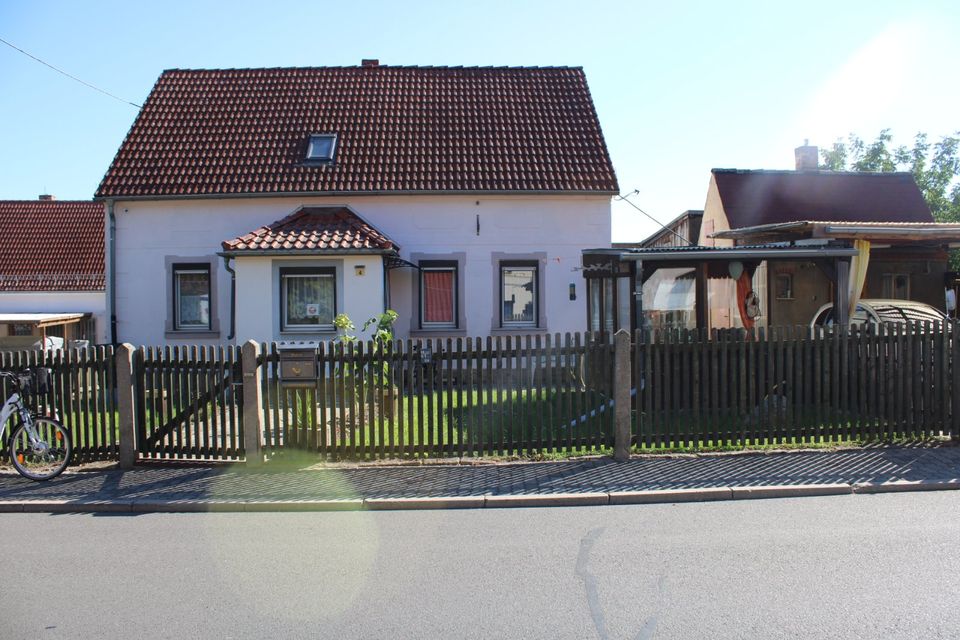 Freistehendes Einfamilienhaus  mit viel Gestaltungspotenzial in Staritz bei Belgern in Belgern