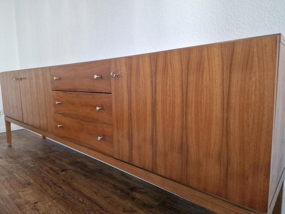 Große Mid Century Sideboard Kommode Schrank vintage retro 50er in Meerbusch