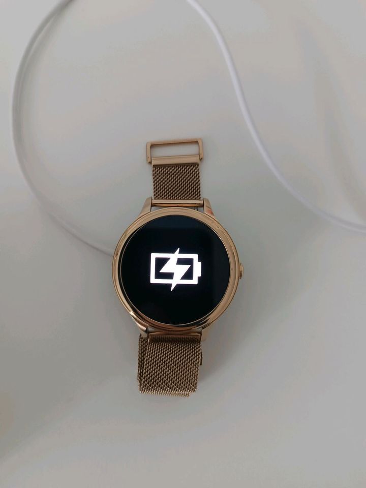 Fossil SmartWatch DW11F1 in Gold in Dußlingen