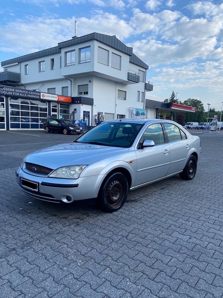 Ford Mondeo 2.0l in Elz