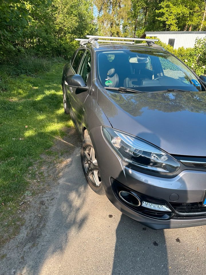 Renault Megane Grandtour Bose Edition Voll TÜV in Damme