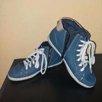 Sneaker gefüttert Gr. 42 Bayern - Eckersdorf Vorschau