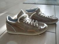 hellbraune Sneakers Gr.37 von Esprit (21) Sachsen - Groitzsch Vorschau
