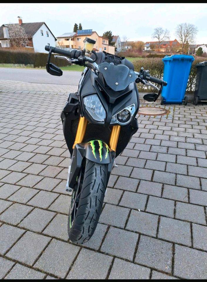 BMW S100R scheckheftgepflegt in Langquaid