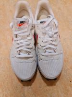 Nike schuhe gr 40 Frankfurt am Main - Nordend Vorschau