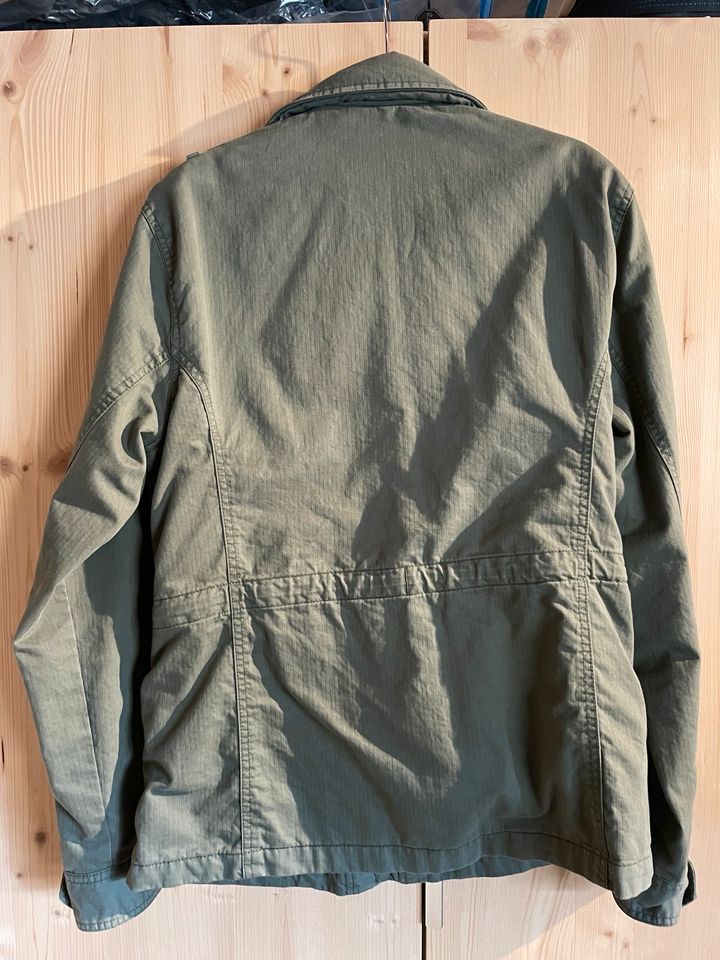 Herrenjacke Superdry „Militäroptik“ in Gunzenhausen