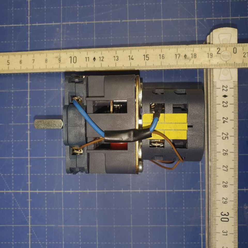 Merz Typ 151 Hauptschalter m.USp.-Auslösung 400 V Berg+Schmid in Biedenkopf