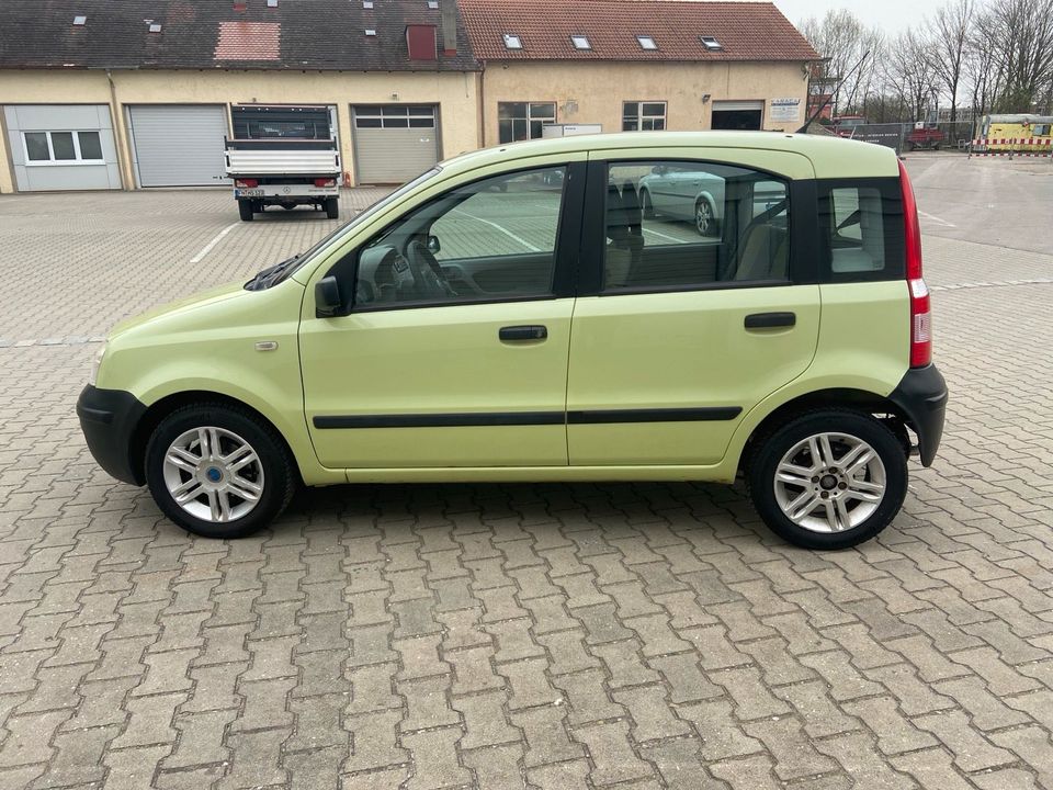 Fiat Panda 1.1 Active TÜV NEU in Friedrichshafen