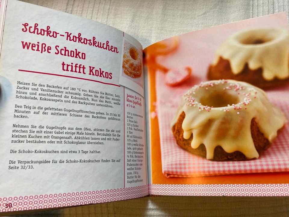 Kleine Kuchen zum Verschenken Süße Rezepte Buch Freude Backen in Berlin