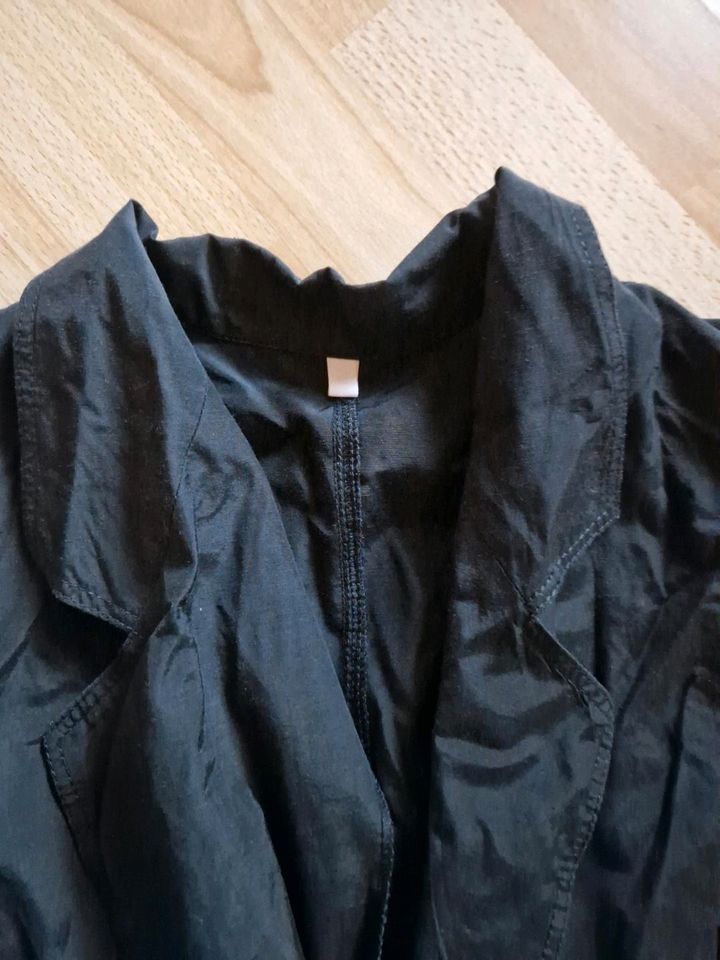 Markenlos Damen Jacke Blazer Übergangsjacke 40 / 42 Schwarz langa in Arendsee (Altmark)