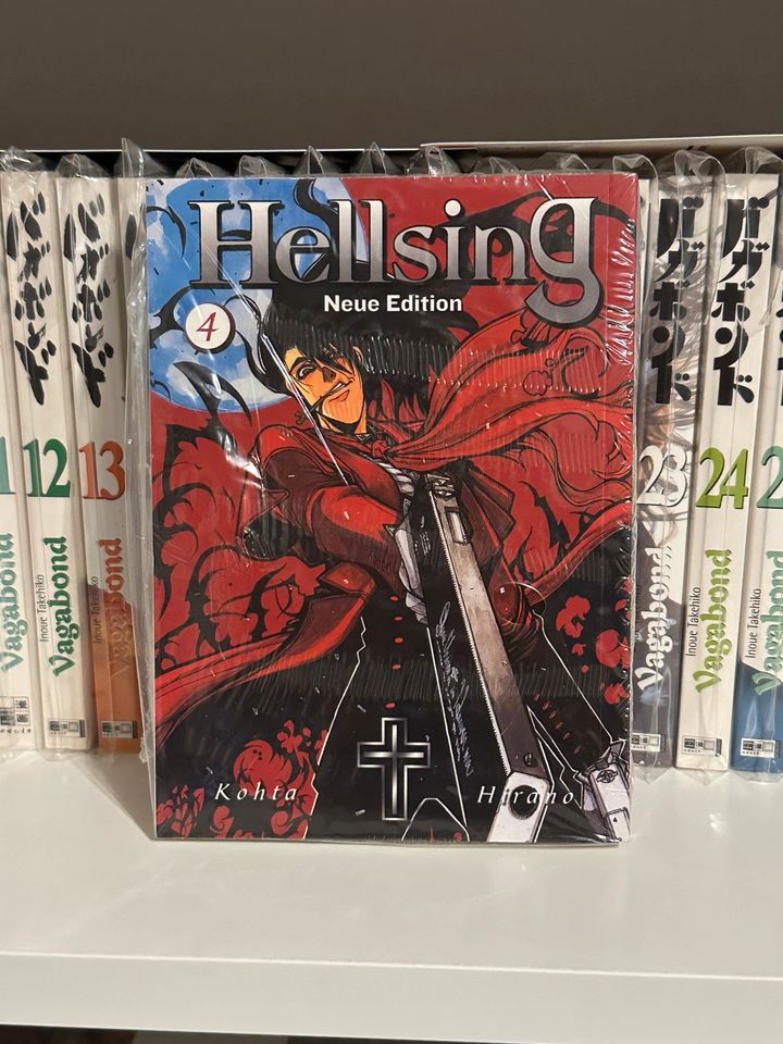 Hellsing 4 Neue Edition Ovp Manga [Tausch/Verkauf] in Rendsburg