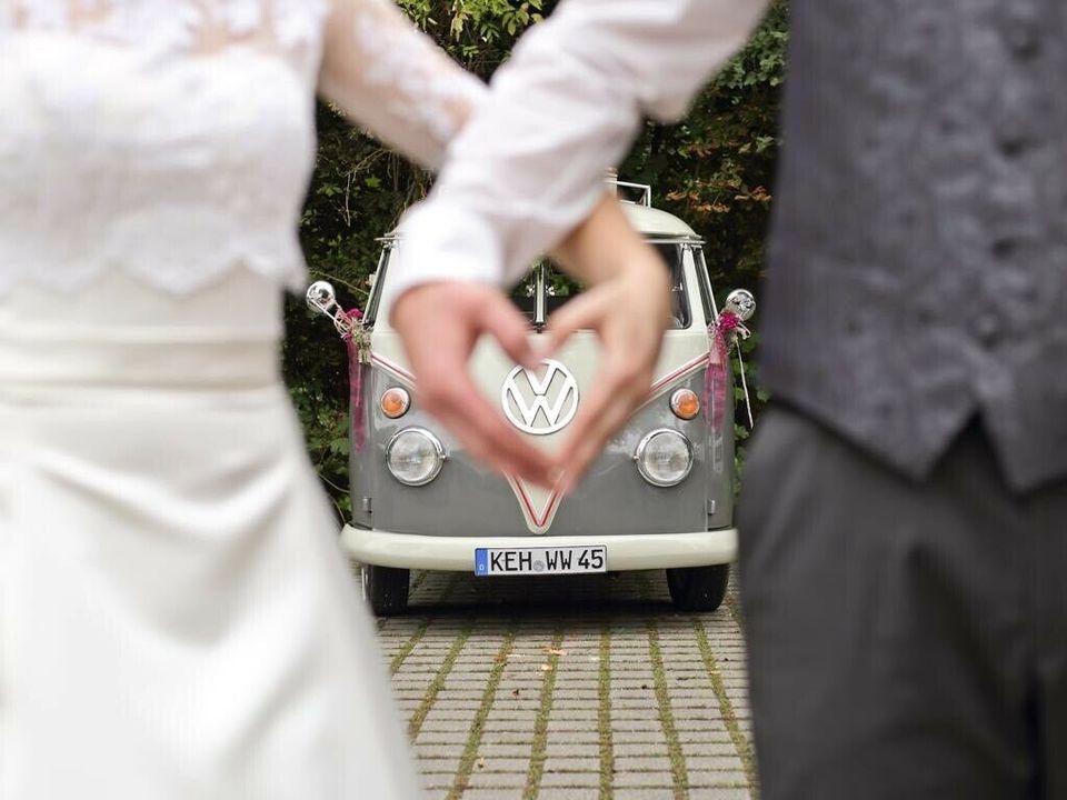 Hochzeitsauto T1 mieten VW Bulli Oldtimer Brautauto Grau in Herrngiersdorf