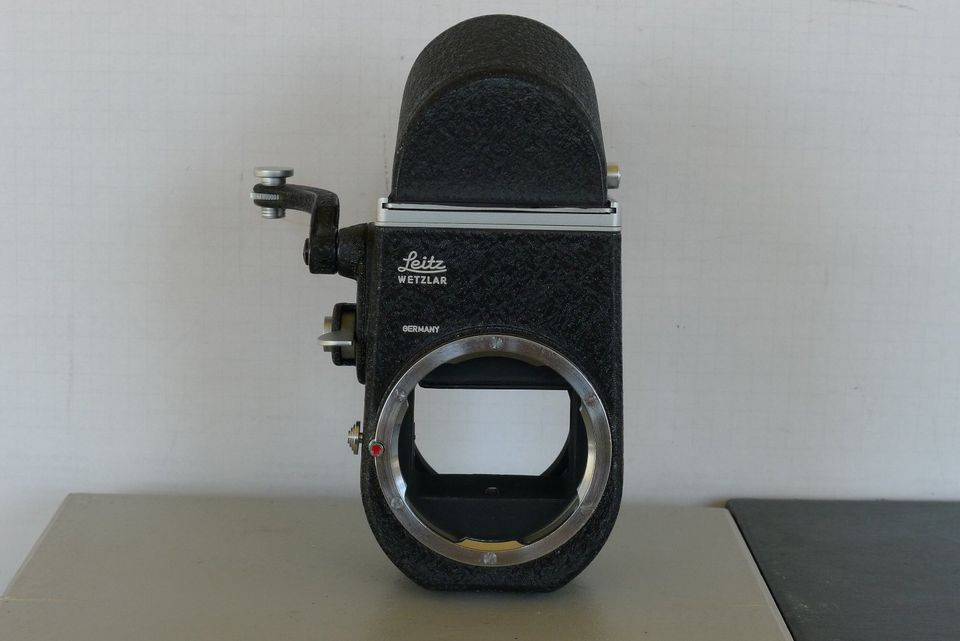 Leica Visoflex II  Mit Scnecke in Stolberg (Rhld)