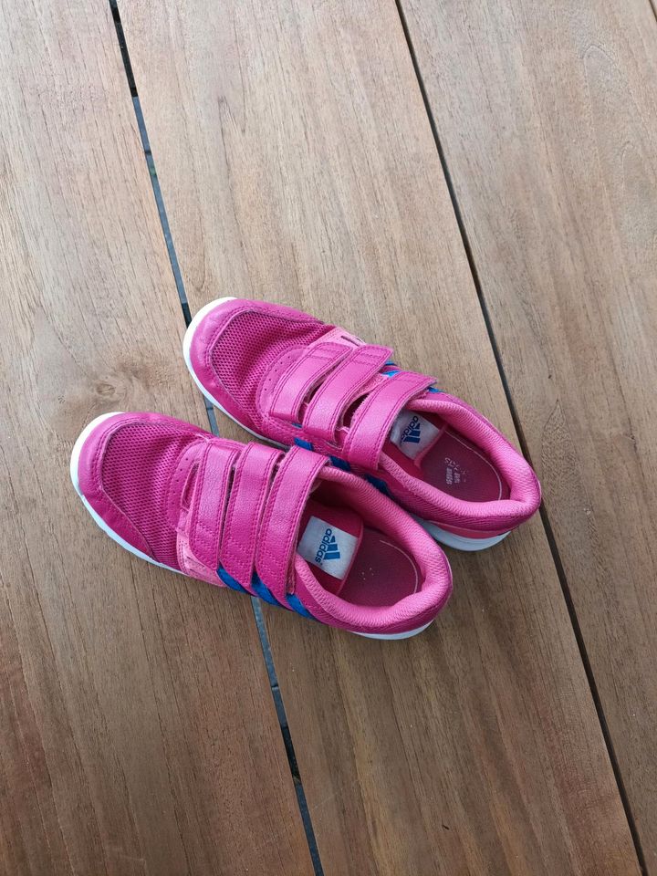 Adidas 34 Sport Turnschuh pink Klettverschluss in Filsum