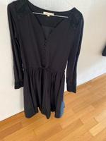 Schoenes Kleid Maje Gr. 1 Bayern - Erlangen Vorschau