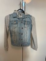 Jeansjacke mit Stoffärmeln Düsseldorf - Bilk Vorschau