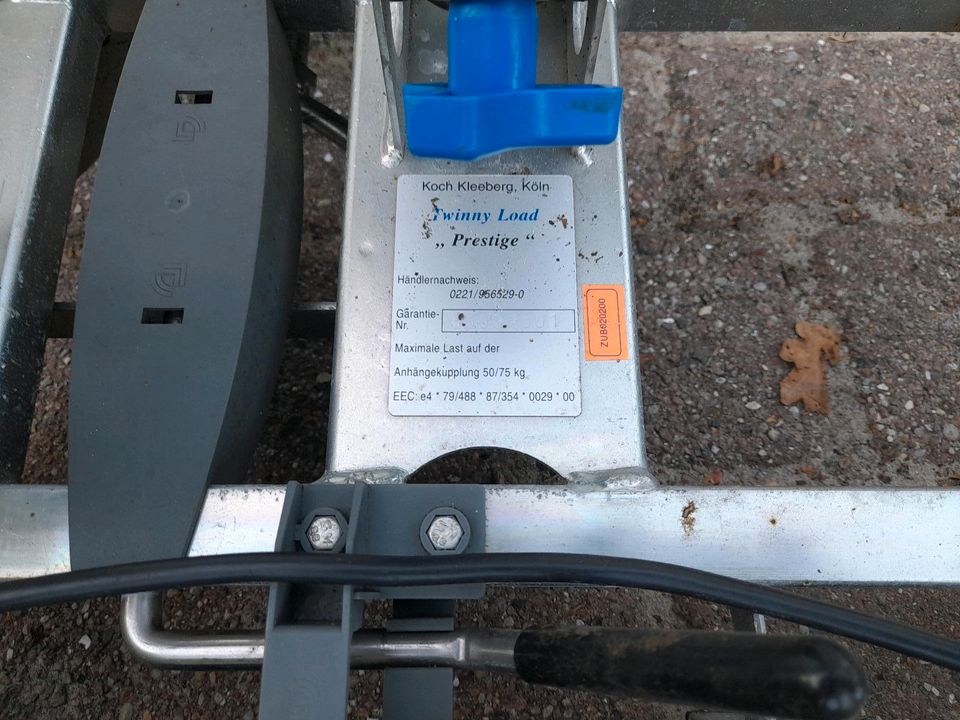 Fahrradträger auf Anhängerkupplung für 2 Fahrräder in Glücksburg