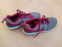 Nike Schuhe 36 Nordrhein-Westfalen - Hiddenhausen Vorschau
