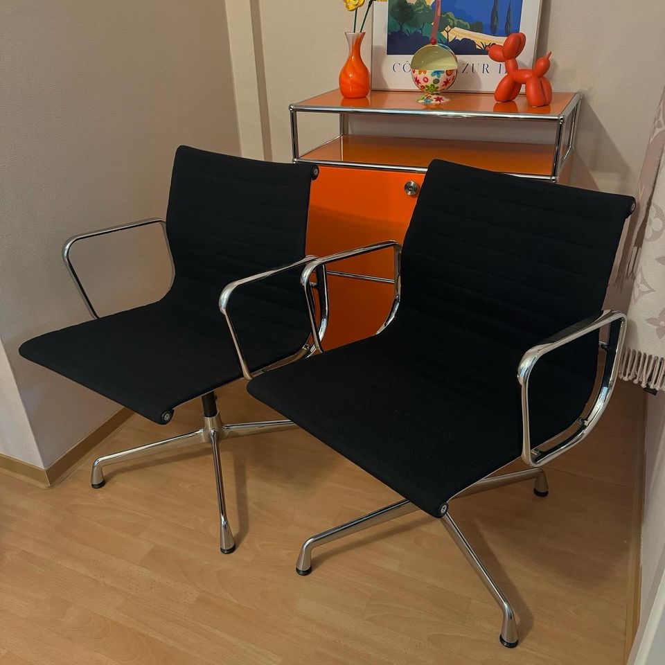 Vitra Charles & Ray Eames EA108 Hopsak Schwarz Stuhl in St. Ingbert