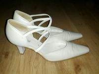 bequeme Gabor Brautschuhe Hochzeit Pumps 39 weiß perle champagner Thüringen - Hildburghausen Vorschau