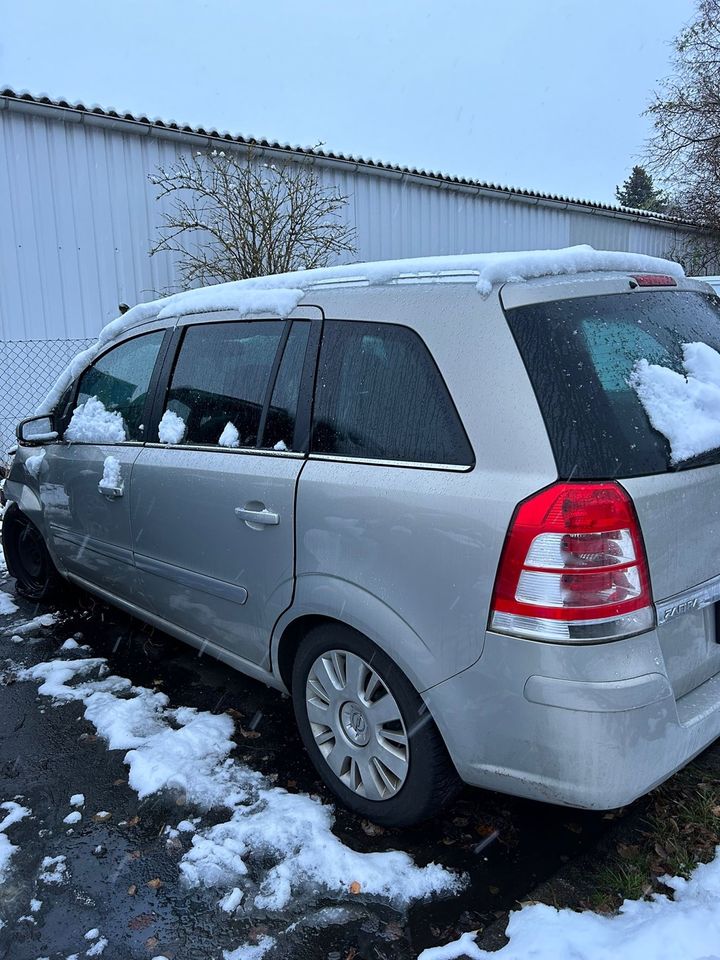 Unfallwagen, Bastlerfahrzeug in Frankfurt am Main