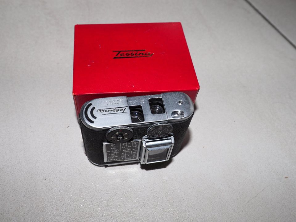 Tessina 35 L mit Box Automatic 35mm Kamera in Wiesbaden