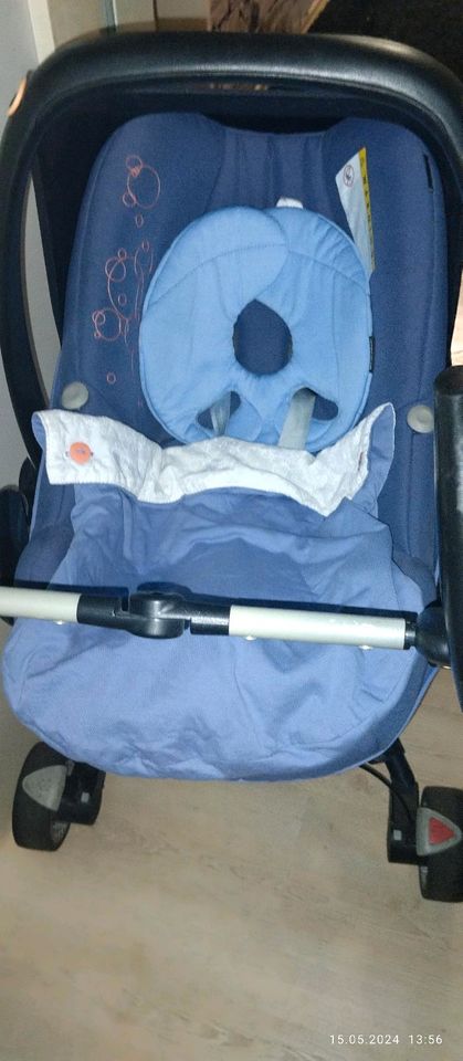 Maxi Cosi i-sitz und citti mit Adapter und Quinny Zapp Gestell in Eckernförde