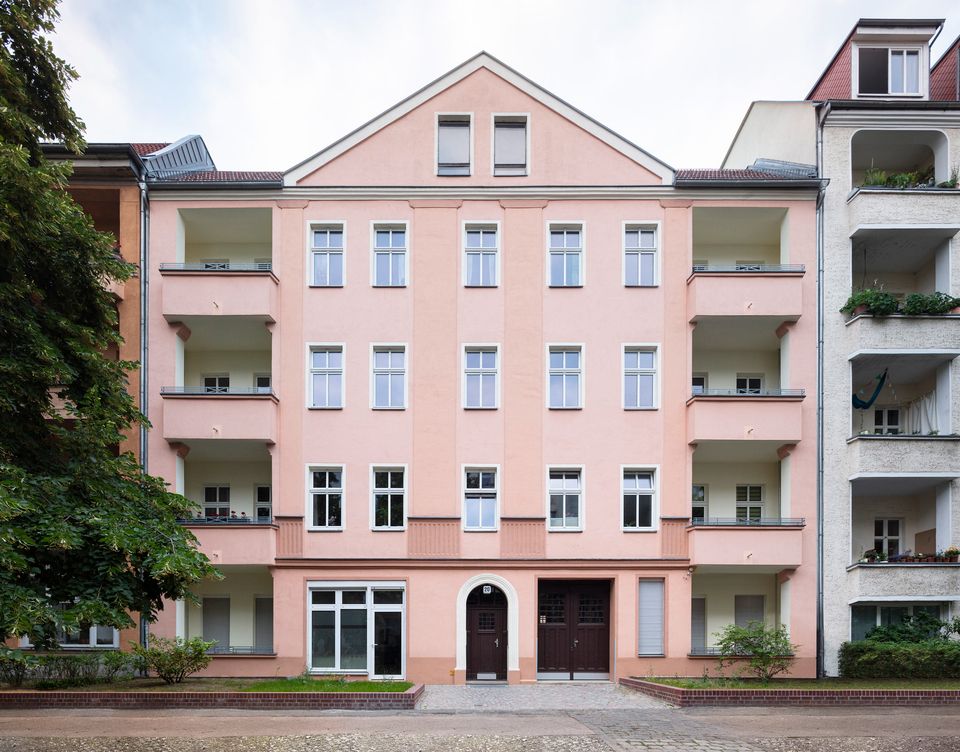 Paket mit vier potenziellen Maisonettewohnungen im Dachgeschoss sichern in Berlin