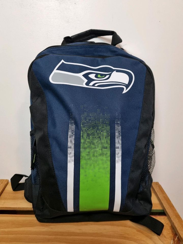 NEU - RUCKSACK SEATTLE SEAHAWKS NFL BACK PACK SCHWARZ in Hanau