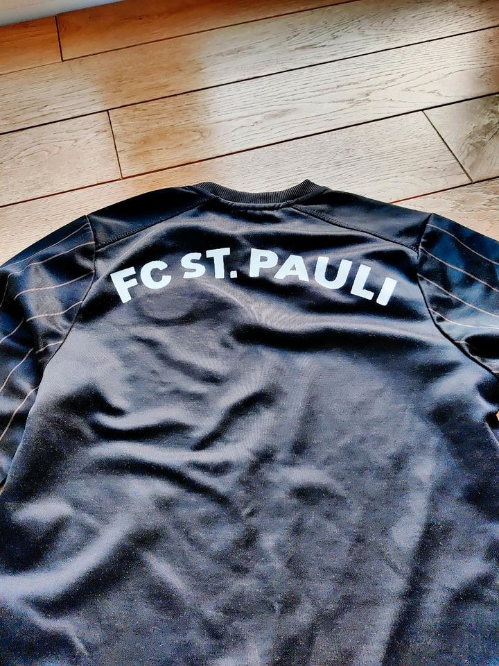 Pullover FC St. Pauli 152 schwarz mit braun Trainingspullover in Stralsund