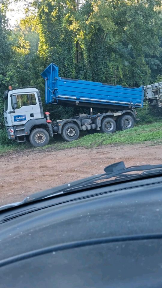 Baggerarbeiten Erdbau Arbeiten Abrissarbeiten Entsorgung Transpor in Bruck