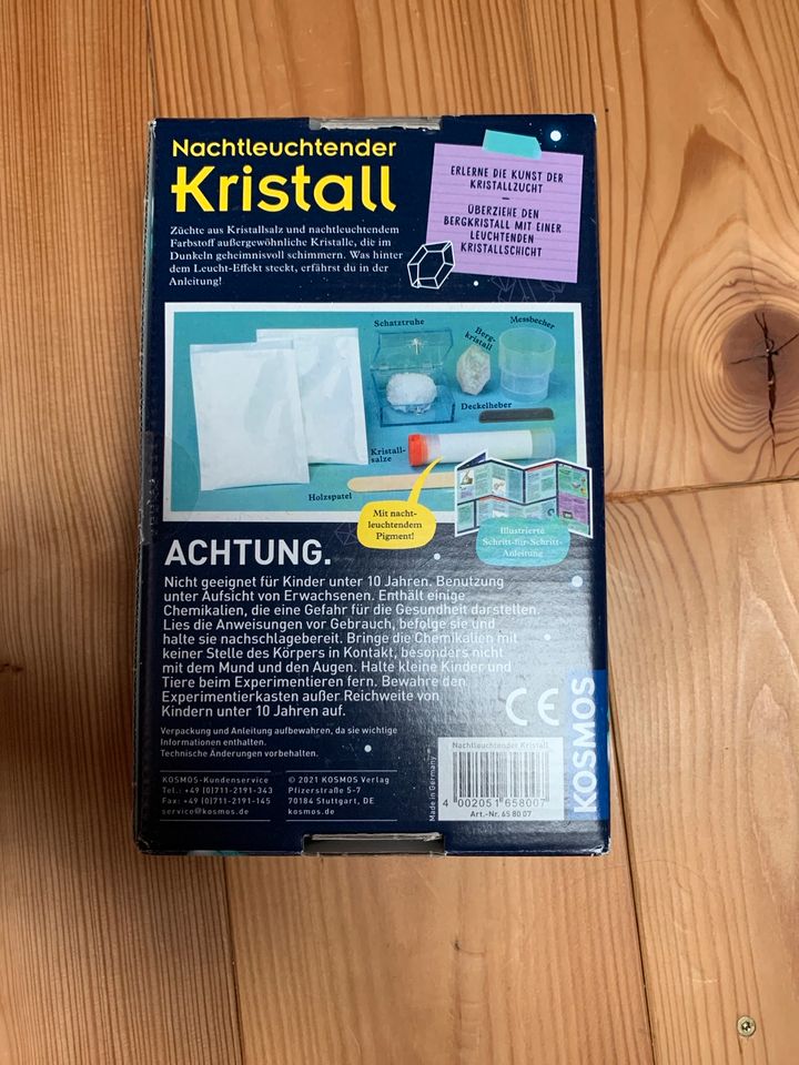 Kosmos - Nachtleuchtender Kristall + neu + in Dinkelsbuehl