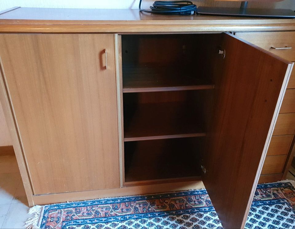 Sideboard - Schränkchen - Garderobenschrank - Wohnzimmer in Hanau