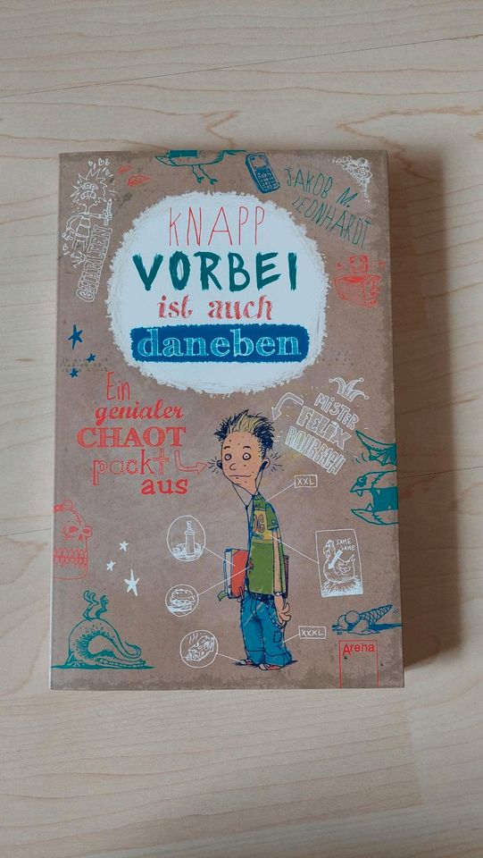 Buch, Knapp vorbei ist auch daneben, Jugendbuch, Taschenbuch in Lützelbach