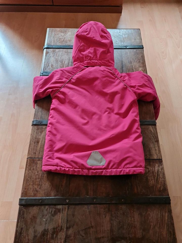 Winter Jacke Gr. 116 H&M pink gefüttert in Langenfeld