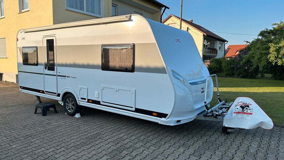 Familien Wohnwagen mieten *LMC Tandero 500E* Fahrradträger, Mover in Niederstotzingen