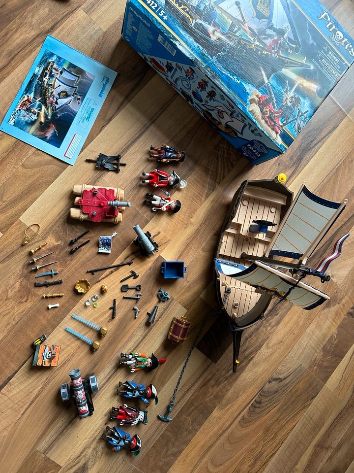 Playmobil Piraten Piratenschiff 70412 mit extra Zubehör in Pürgen