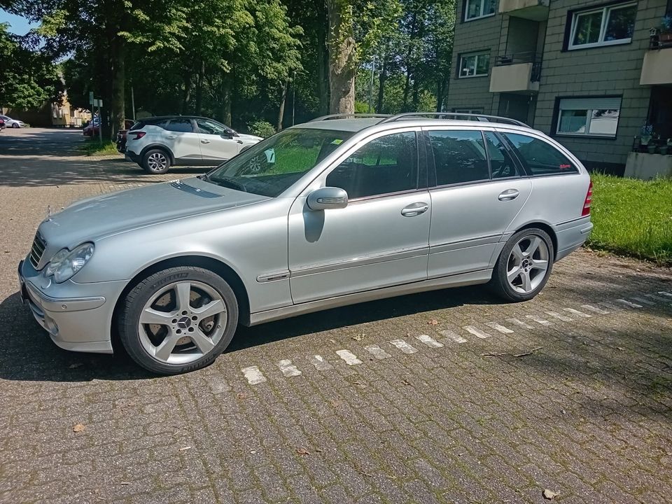 Mercedes-Benz C 320 in Mülheim (Ruhr)