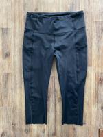 Lululemon Hose fast free running Gr 8 cropped schwarz Hessen - Hanau Vorschau
