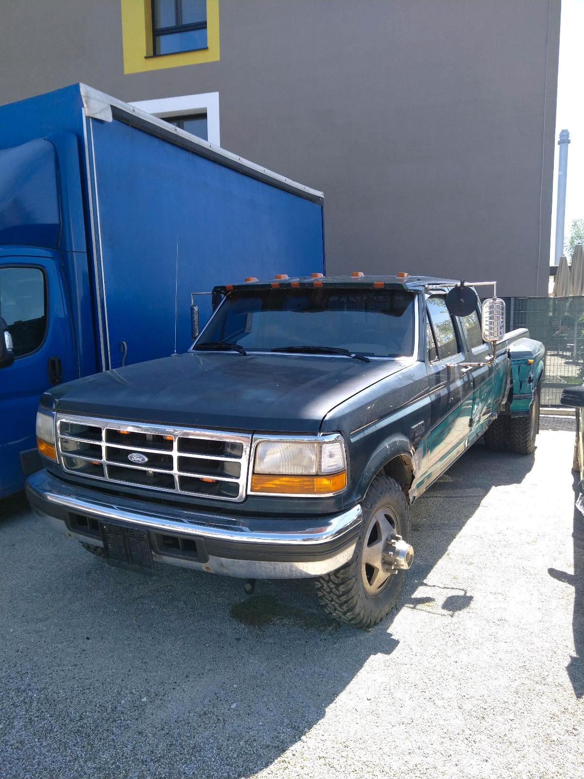 Abbildung des Autos Ford F350 Centurion.7.3 …
